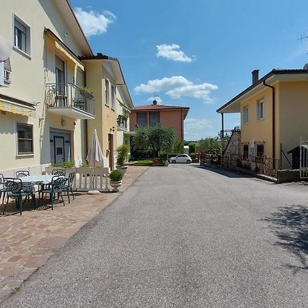 Narcisa Patio Apartment Bardolino Luaran gambar
