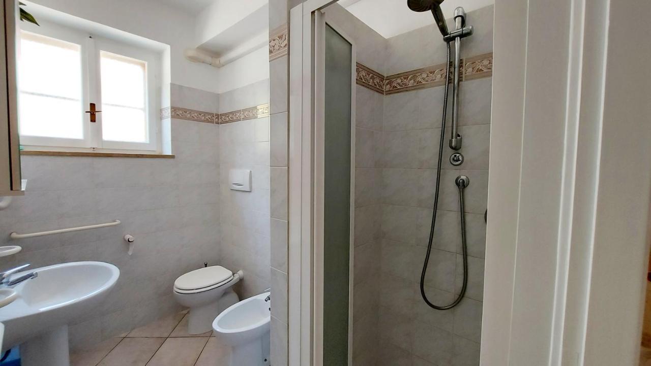 Narcisa Patio Apartment Bardolino Luaran gambar